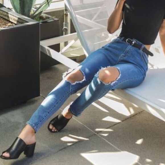 Black mules - Picture 1 of 5